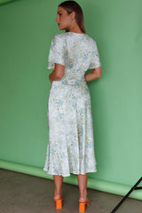 Graceful Batwing Sleeve Midi Dress Floral Green